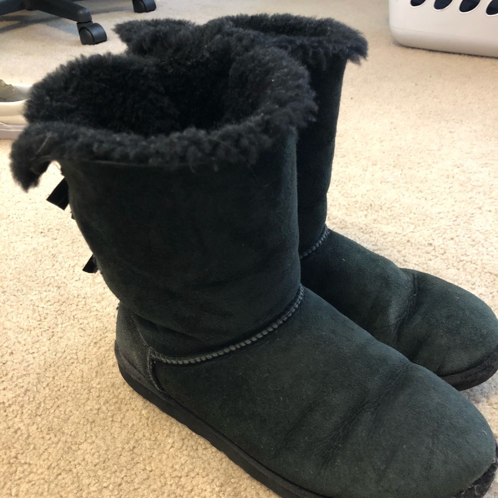 Black Uggs